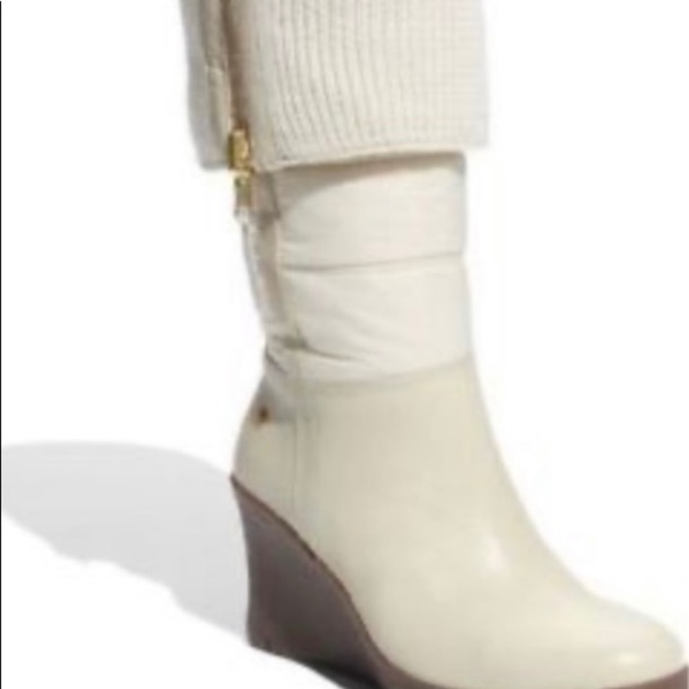 UGG Leona Pale Cream Wedge Boots size 7